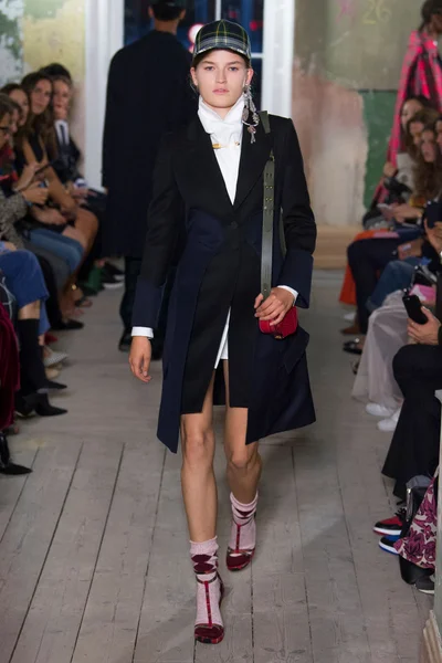 Look 45